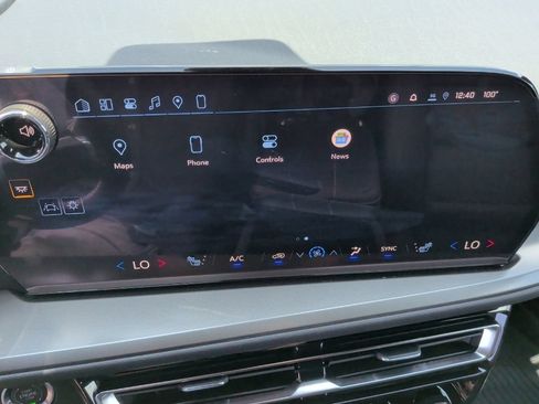 New 2026 Chevrolet Traverse LT w/ Midnight/Sport Edition FWD image 26