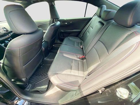 Used 2017 Honda Accord Sport Special Edition image 19