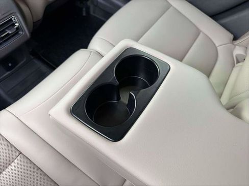 Used 2022 Lincoln Corsair AWD w/ Equipment Group 101A image 12