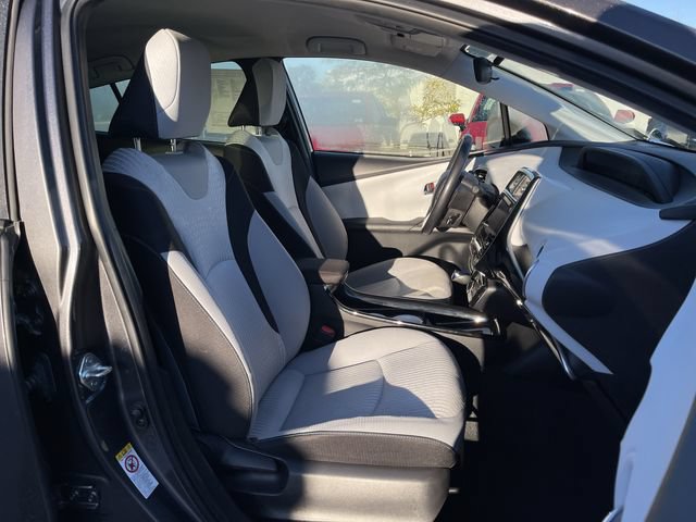 Used 2018 Toyota Prius Three FWD image 20
