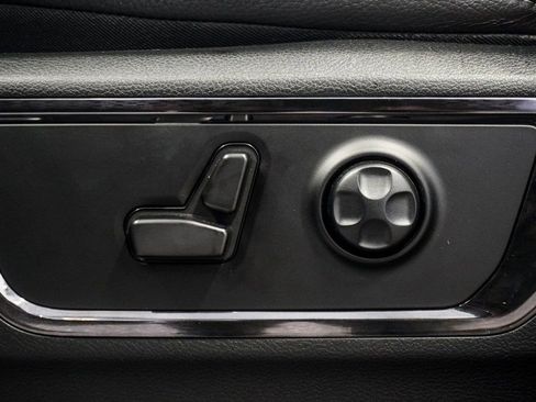Used 2022 RAM 1500 Limited AWD/4WD image 7
