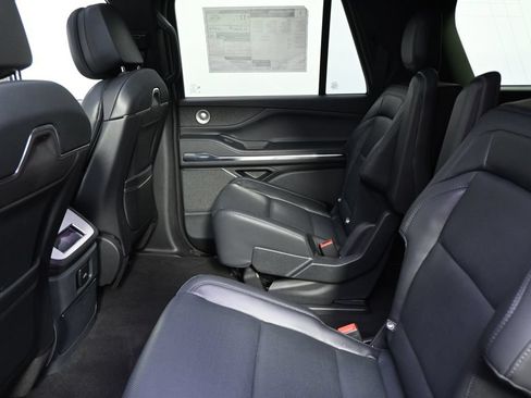 New 2027 Lincoln Navigator L Reserve w/ Jet Appearance Package AWD/4WD image 21