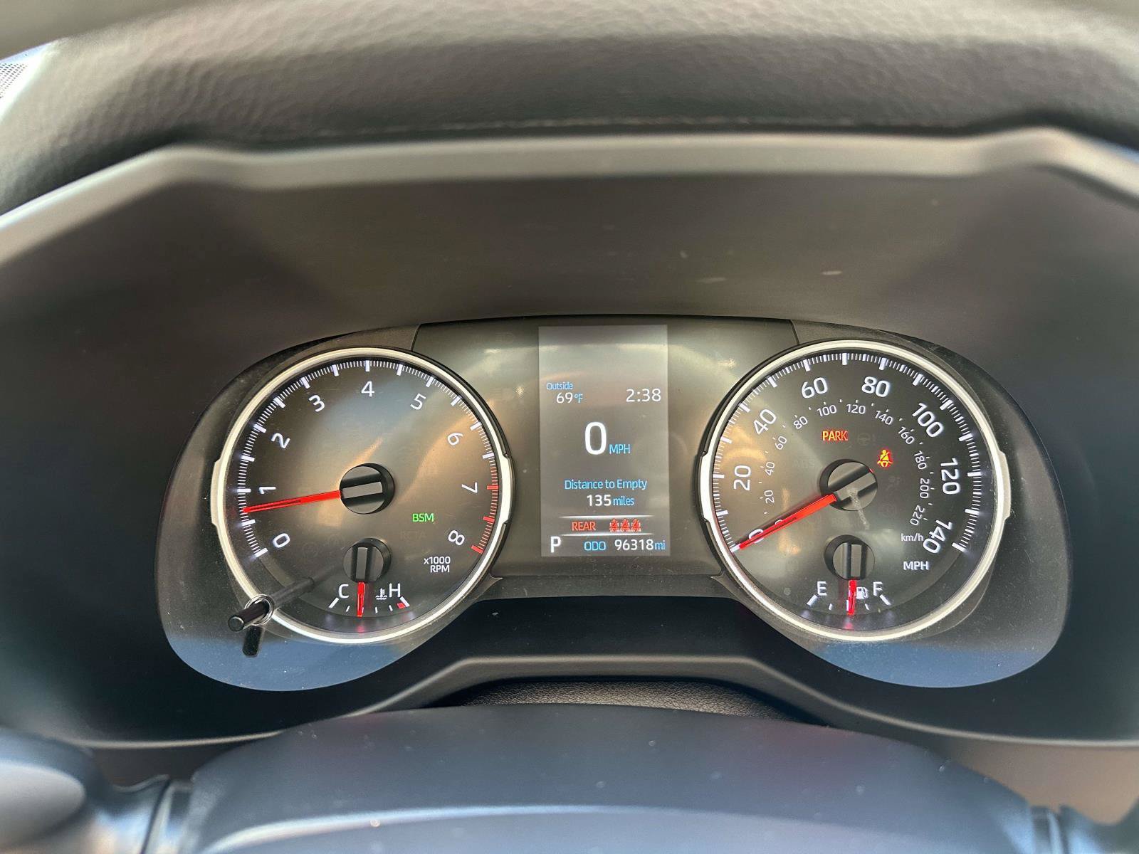 Used 2022 Toyota RAV4 XLE FWD image 14