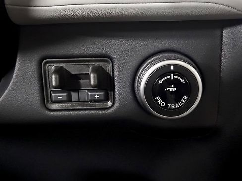 New 2026 Lincoln Navigator L Black Label AWD/4WD image 21