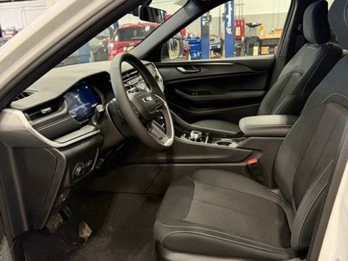 New 2025 Jeep Grand Cherokee L Laredo w/ Trailer Tow Package image 12