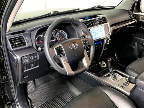 Used 2020 Toyota 4Runner Limited image 13