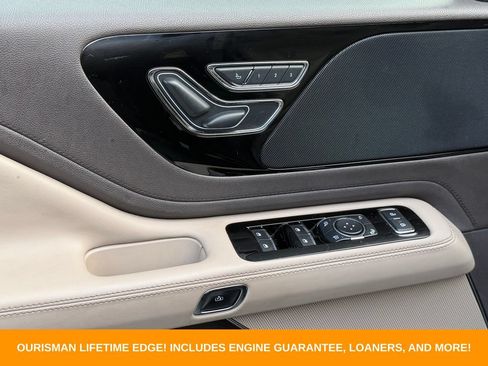 Used 2022 Lincoln Aviator AWD w/ Premium Package image 25