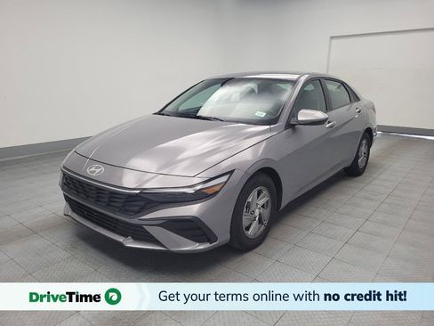 Used 2025 Hyundai Elantra SE FWD image 1