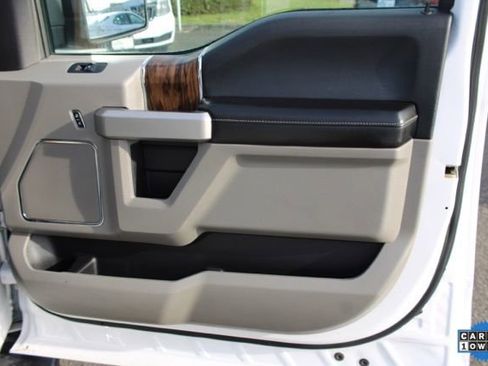 Used 2018 Ford F150 Lariat image 30