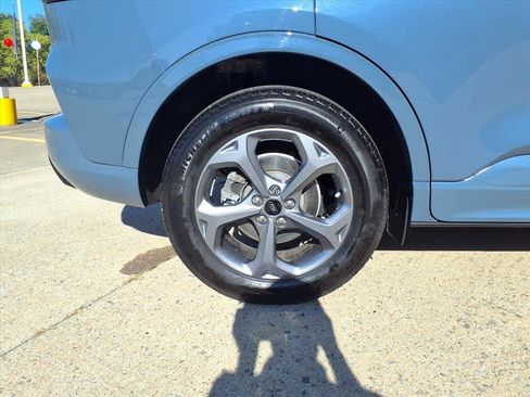 Used 2023 Ford Escape ST-Line image 8