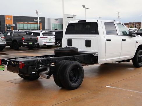 New 2026 RAM 3500 Tradesman AWD/4WD image 6