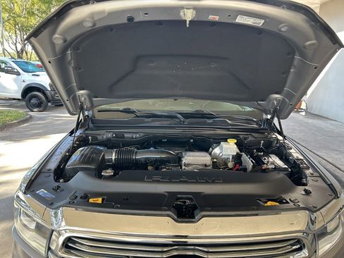 Used 2020 RAM 1500 Laramie image 12