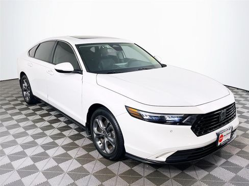 Used 2023 Honda Accord EX-L image 1