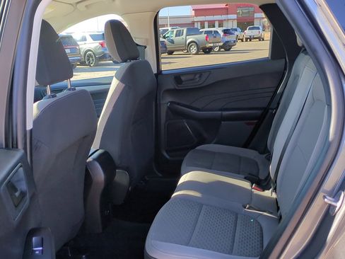 Used 2022 Ford Escape SE image 25