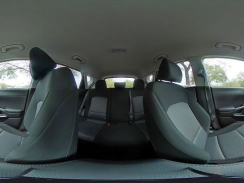 Used 2025 Kia Soul LX w/ LX Technology Package image 37