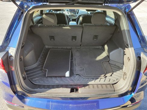 Used 2023 Chevrolet Equinox LS w/ LS Convenience Package FWD image 29