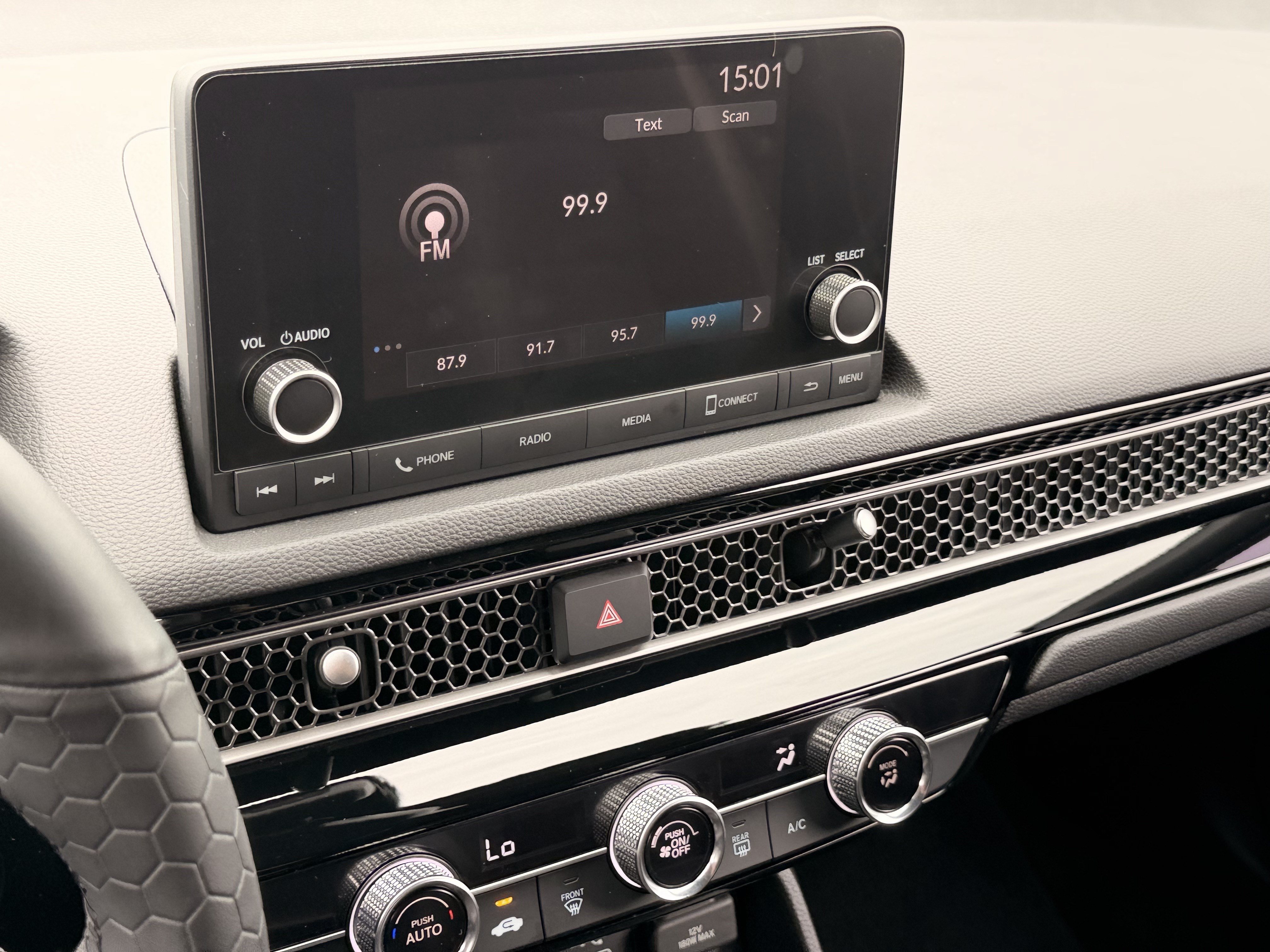 Used 2023 Honda Civic Sport image 22
