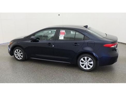 New 2026 Toyota Corolla LE FWD image 4