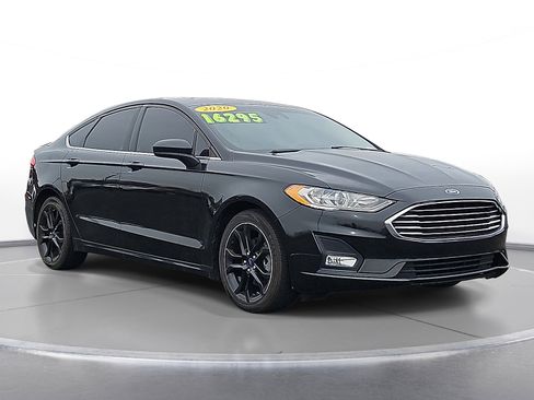 Used 2020 Ford Fusion SE w/ Equipment Group 151A FWD image 1
