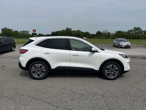 Used 2020 Ford Escape SEL AWD/4WD image 9