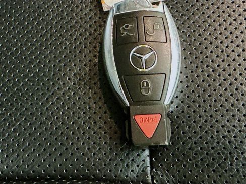 Used 2018 Mercedes-Benz GLS 550 4MATIC image 37