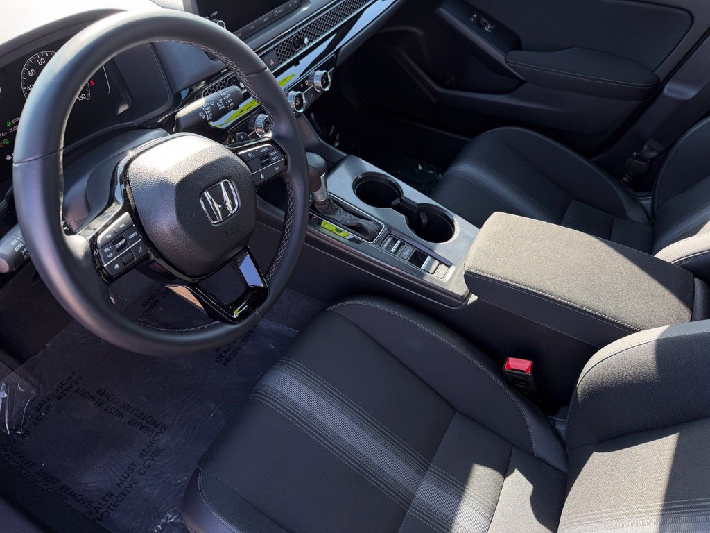 Used 2025 Honda Civic Sport image 16
