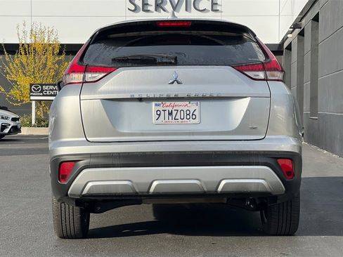 Used 2025 Mitsubishi Eclipse Cross Black Edition image 7