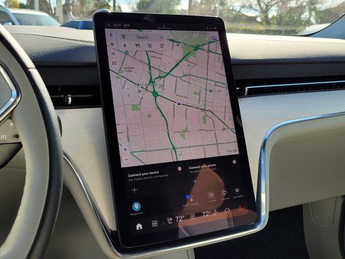 Certified 2025 Volvo EX90 Ultra image 23