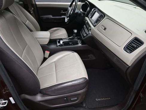 Used 2018 Kia Sedona SX Limited w/ SX Limited Prestige Package FWD image 7
