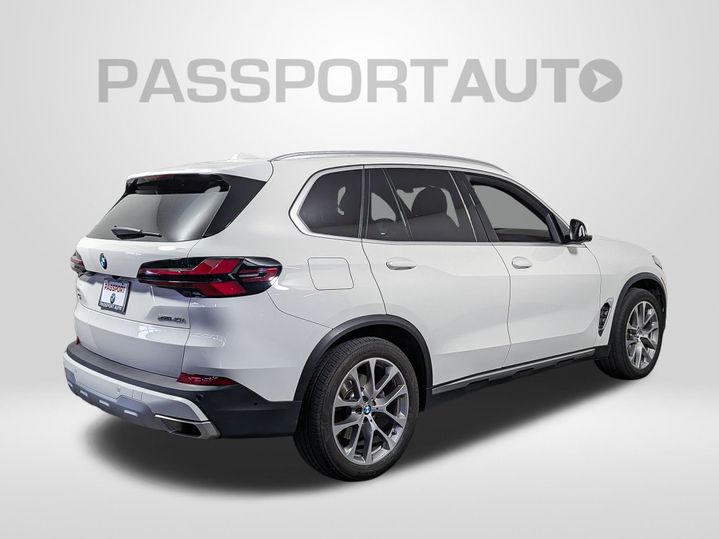 Certified 2024 BMW X5 xDrive40i w/ Premium Package AWD/4WD image 6