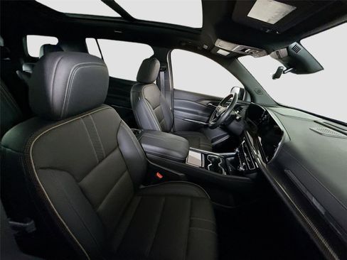 Used 2026 Chevrolet Traverse High Country AWD/4WD image 33