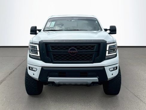 Used 2023 Nissan Titan PRO-4X w/ Pro-4x Convenience Package AWD/4WD image 2