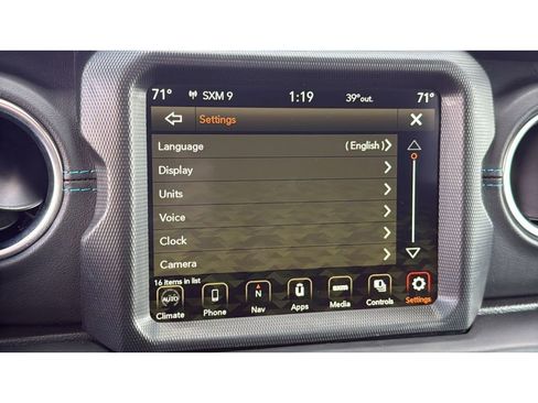 Used 2022 Jeep Wrangler Unlimited Rubicon 4xe AWD/4WD image 19