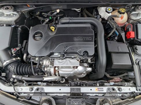 Used 2023 Chevrolet Malibu RS FWD image 26
