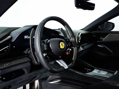 Certified 2025 Ferrari Purosangue AWD/4WD image 18
