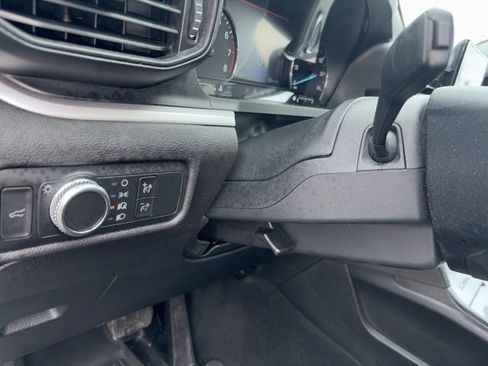 Certified 2022 Ford Explorer XLT AWD/4WD image 28