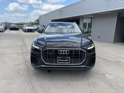 Used 2023 Audi Q8 Prestige AWD/4WD image 2