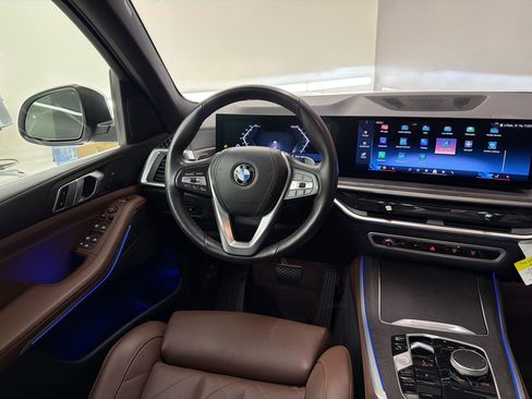 Used 2024 BMW X5 sDrive40i w/ Parking Assistance Package RWD image 28