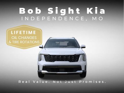 New 2026 Kia Sorento S FWD image 2