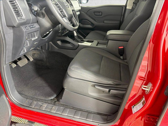 Used 2022 Nissan Frontier S w/ Technology Package RWD image 9