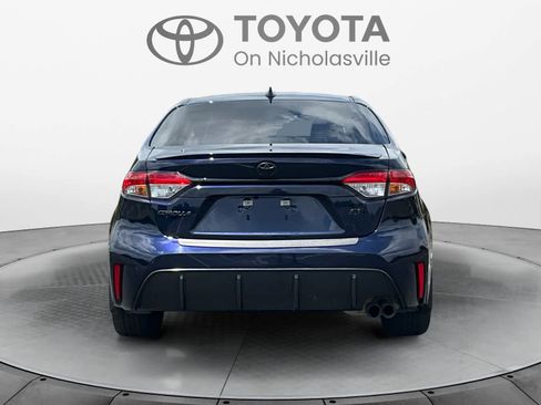 Used 2025 Toyota Corolla SE FWD image 4