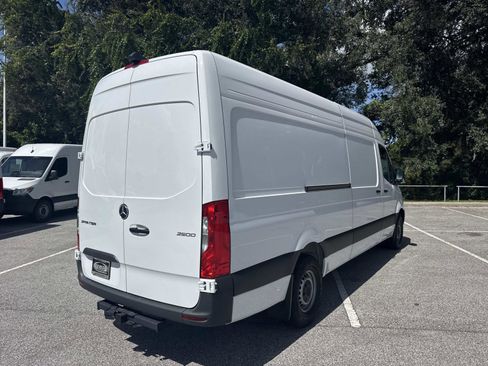 New 2025 Mercedes-Benz Sprinter 2500 image 7