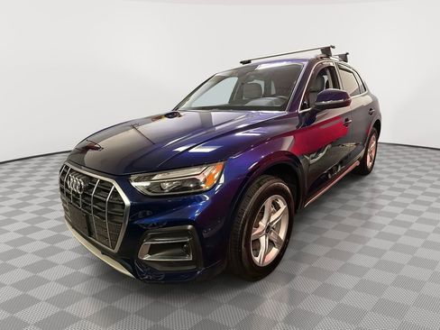 Used 2023 Audi Q5 2.0T Premium w/ Convenience Package image 4