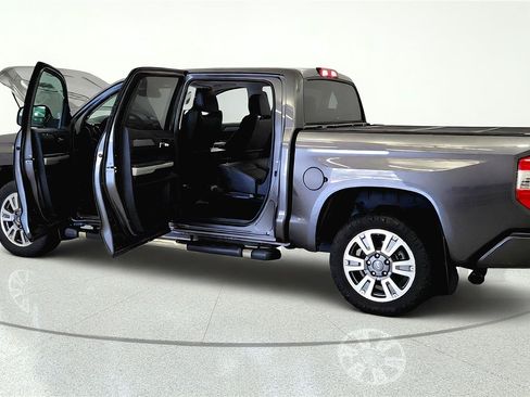 Used 2018 Toyota Tundra Platinum AWD/4WD image 4