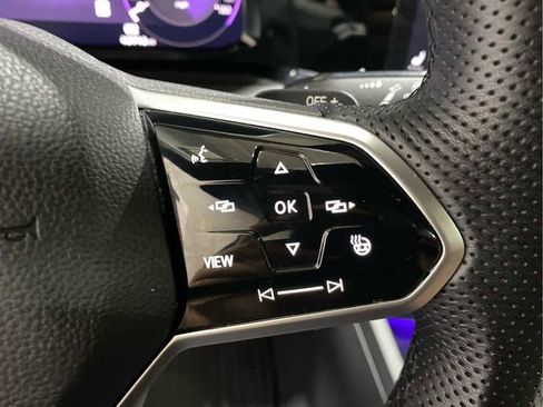 Used 2022 Volkswagen GTI SE image 15