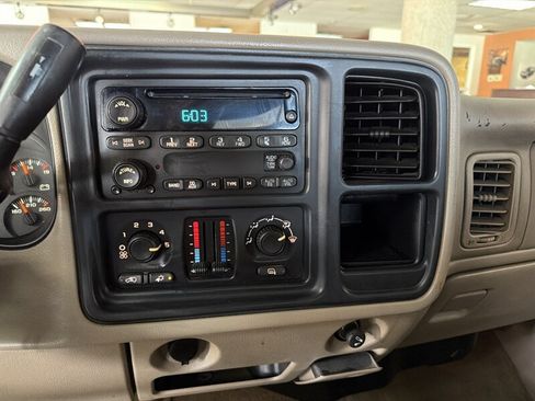 Used 2006 Chevrolet Silverado 1500 LS RWD image 17