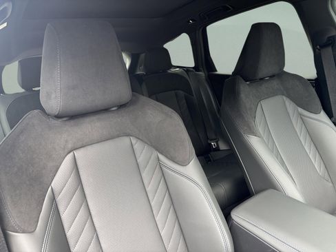 Used 2026 BMW X3 xDrive30 w/ M Sport Package image 24