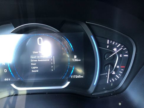 Used 2020 Hyundai Santa Fe Limited image 31