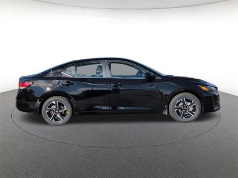 New 2025 Nissan Sentra SV w/ All-Weather Package image 4