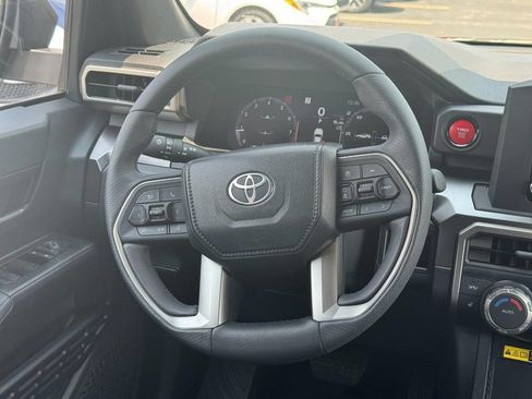 Used 2026 Toyota 4Runner TRD Off-Road AWD/4WD image 17